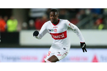 俺を覚えてるか！？インブラが仰天の超ロングシュートを叩き込む 画像