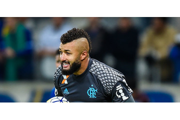 ブラジル代表GKがJ2新潟に移籍！元湘南のアレックス・サンターナ 画像