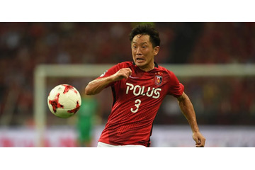 浦和の集合写真、つま先立ちで「ズル」したのは誰？DF宇賀神が教えてくれた 画像