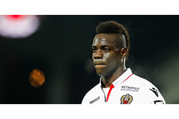 バロテッリ、あの少女フリースタイラーに完敗！ 画像