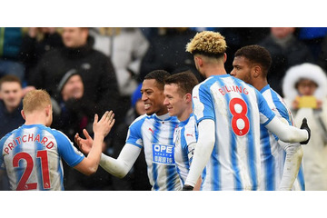 衝撃の映像！ハダーズフィールドの試合で「ポロリ」が… 画像