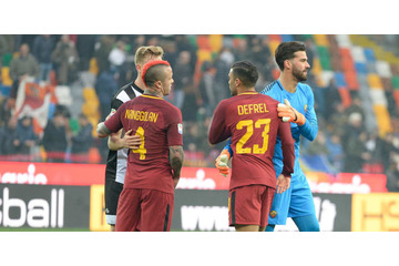 ナインゴラン、「仰天イメチェン」！髪が“真っ赤”に 画像