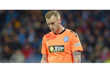 こんなの見たことない！サッカー史上最大級の「謎失点」が話題 画像