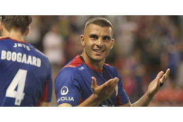 浦和移籍のMFナバウト、A代表の候補メンバー入り！合流後にすぐ離脱か 画像