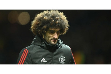 フェライニ、衝撃の髪型を披露！「ミッキーマウスヘア」になる 画像