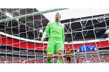 すげぇ代表GKがいた！なんと24時間で「4000km」を移動！2日連続でゴール守る 画像