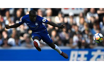 カンテ、やっぱりすげぇ！168cmでも「5人相手」にこんなことができる 画像