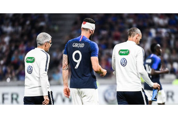W杯直前に流血のフランス代表FWジルー、裂傷の程度が判明 画像