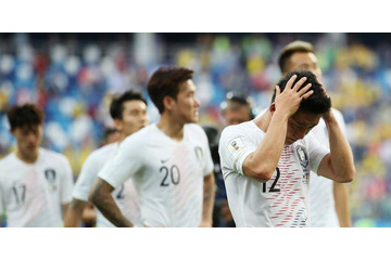 W杯から帰国の韓国代表に卵投げ事件、犯人はお咎め無しに 画像