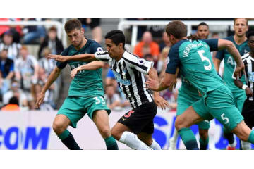 武藤デビューのニューカッスル、開幕戦で高評価だった選手は誰だ！ 画像