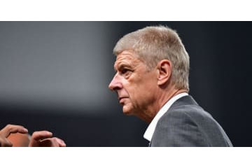 大統領の特権乱用だ…ヴェンゲル監督の「国家最大」表彰に強烈批判！ 画像