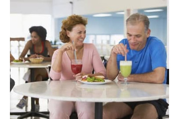 お金がなくても幸せ！老後を楽しむ70代の夫婦のコツ 画像