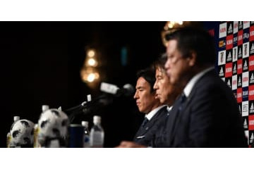 日本代表帰国会見、全文書き起こし（その1）『8年周期ではダメ』 画像