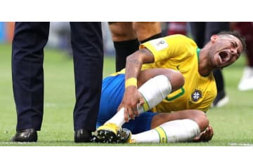 あぁネイマール…「救急隊の緊急通報ネタ」にされて話題に 画像