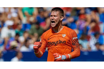 レアル完封のセビージャGKに衝撃事実…娘が入院で一睡もできていなかった 画像