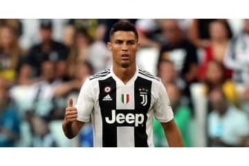 ロナウドのレイプ疑惑、同じ被害を訴える女性があらわれる 画像