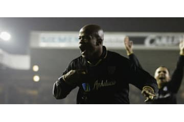 日本代表と対戦のパナマ代表、新監督は元Jリーガーの兄弟か 画像