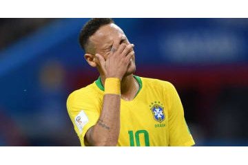 ネイマール「もう一生泣かない」 画像