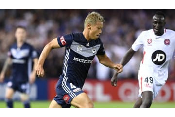 本田圭佑、Aリーグで「スーパーテク」をやる！ 画像