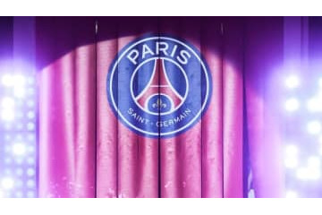 PSGと「EDIFICE」とのコラボアイテム、秋冬物はこんな感じ！ 画像