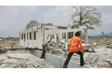 リヴァプール、インドネシア津波に200万円を寄付…オークションで 画像