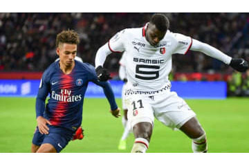 PSG戦の主審、なんと謝罪「相手選手を退場にすべきだった」 画像