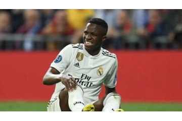 レアルの新星ヴィニシウス、今季絶望か…代表も辞退へ 画像