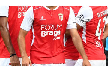 監督も泣く…19歳選手、応援に来るはずの母親が事故死　父親も重傷 画像