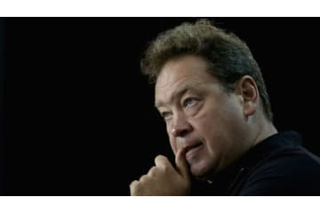 本田の元上司スルツキ、堂安も退場させた主審を酷評「世界最悪最低」 画像