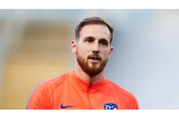 アトレティコ、守護神オブラクとの契約を延長！給与も激増だが… 画像