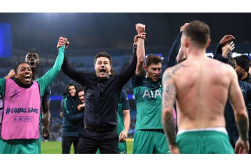 歴史的勝利のトッテナム、狂気のドレッシングルームが話題…「キン◯マ」パフォも 画像