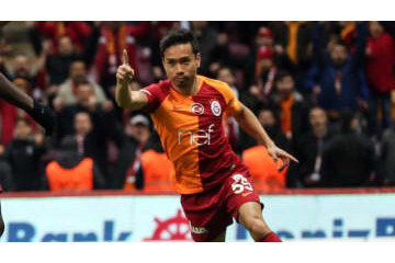 ガラタサライ長友、5年ぶりゴール！復帰戦でやったぞ(動画あり) 画像