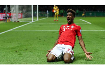 これは最高！コマン母親の「クレイジーなパブ観戦」 がおもしろい 画像