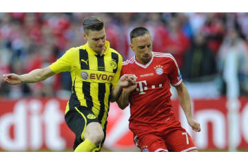 ユニフォームで振り返るCL決勝～2012-13　ドルトムント対バイエルン 画像