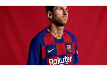 バルセロナ、仰天の新ユニフォーム発表！なんと史上初の「チェック柄」 画像
