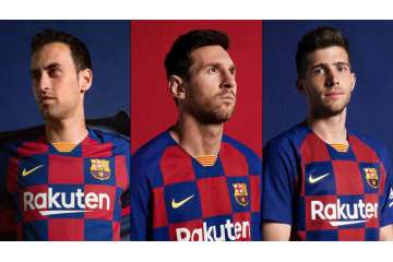 バルセロナ、2019-20新ユニフォームを発表！チェック柄は「歴史的街並み」 画像