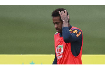 レイプ疑惑のネイマールを元ブラジル代表が擁護、「俺は女性を6人は呼んだ」 画像