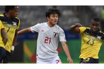 久保建英の左足炸裂！超速FW前田大然へのスルーパスがわくわくだ 画像