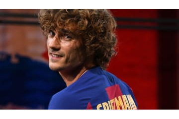 グリーズマン、バルセロナ移籍で「泣いた」と告白 画像