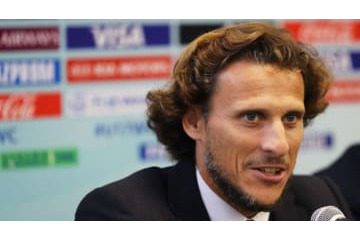 フォルラン、現役引退を発表　スアレスも「ありがとう」 画像