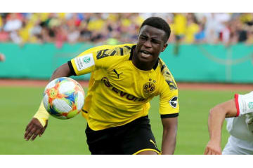 14歳のドルトムントFWムココ、やばすぎ！なんと19歳相手に「6ゴール」 画像