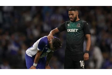 中島翔哉のFCポルト、CLで負けた相手に「ポルノ」とイジられる 画像