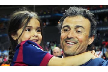 バルサとレアルの選手も黙とう…L・エンリケの娘、9歳で死去 画像