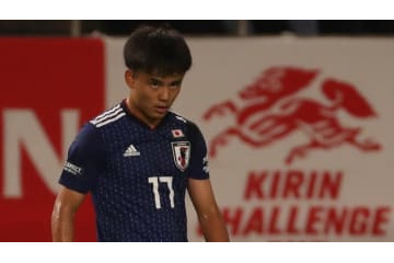 久保建英、初のW杯予選でやった！「頭脳的な足裏テク」がこれ 画像