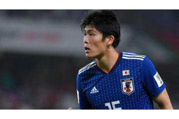 冨安健洋がやった！仲間のハートを鷲掴みした「完璧パフォーマンス」がこれ 画像