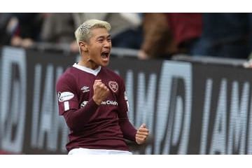 食野亮太郎、ジェラードを凹ませた「技あり絶妙ボレー」がこれ 画像