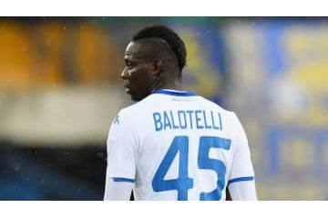 バロテッリを人種差別したウルトラス、「2030年まで出禁」決定 画像