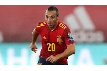 ピッチに登場！「国旗デザイン」のスペイン代表EURO2020モデルを見る 画像