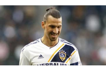 イブラ節、全開！「本物のロナウドはブラジル人だけ」 画像