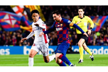 久保建英、バルセロナを切り裂いた「圧巻の50メートルドリブル」がこれ 画像